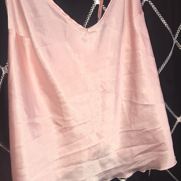 Victoria’s Secret Pale Pink Satin Cami Top - Picture 3 of 7